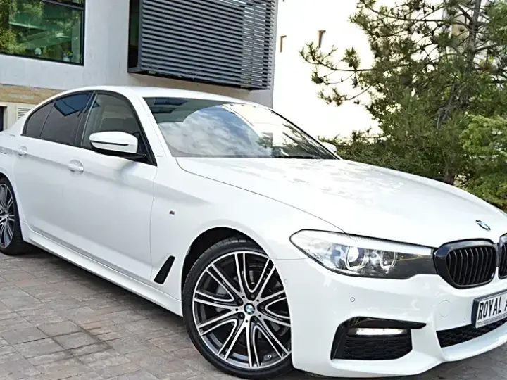 BMW Seria 5 G30/G31 520d Aut. M Sport Edition