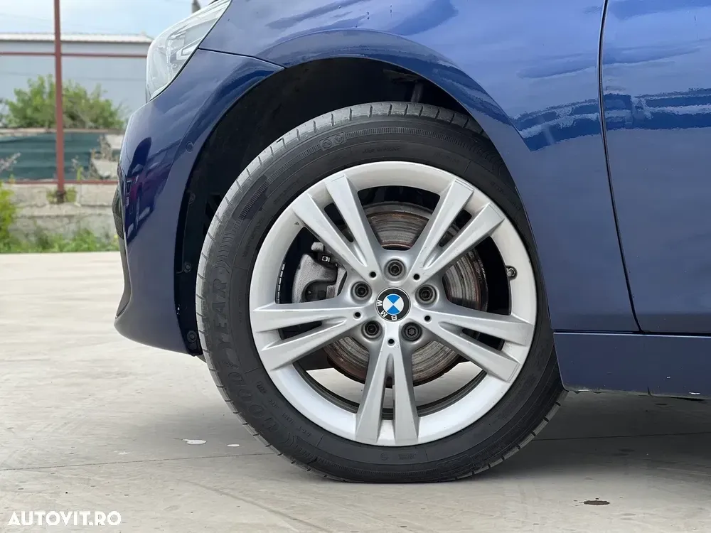 BMW Seria 2 216i — imagine 5