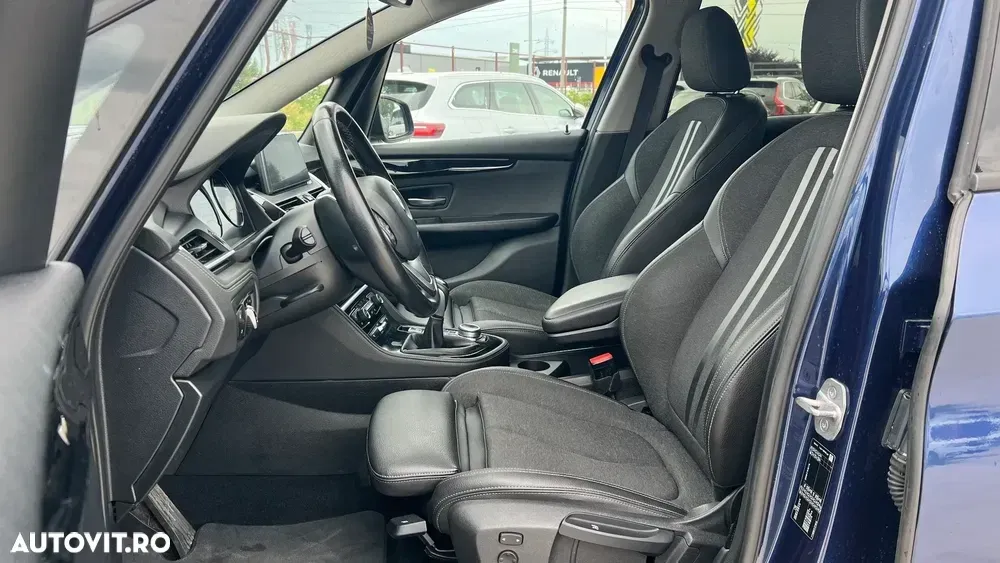 BMW Seria 2 216i — imagine 6