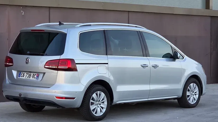 Volkswagen Sharan 2.0 TDI DSG Comfortline — imagine 9