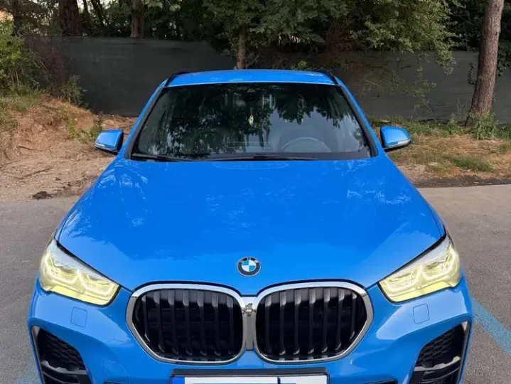 BMW X1 sDrive18i AT