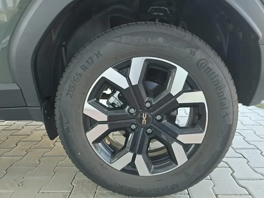 Dacia Duster III TCe 130 4X4 MHEV Extreme — imagine 8