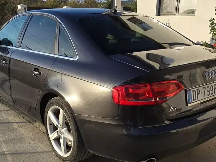 Audi A4 Limuzina B8 3.0 TDI Quattro