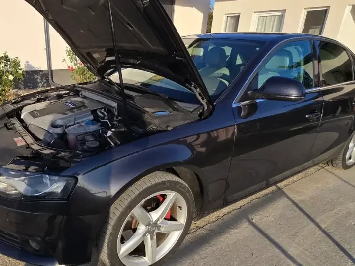 Audi A4 Limuzina B8 3.0 TDI Quattro