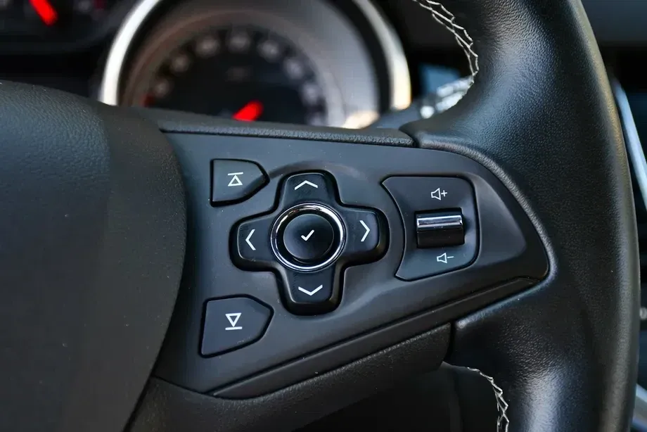 Opel Astra K 1.6 D Edition — imagine 10