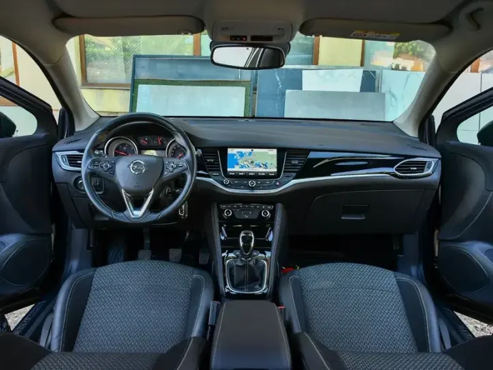 Opel Astra K 1.6 D Edition