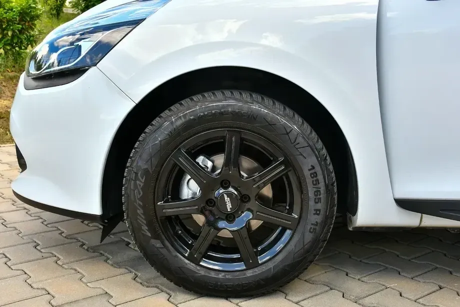 Renault Clio IV dCi 75 Expression — imagine 7