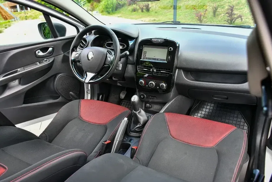 Renault Clio IV dCi 75 Expression — imagine 6