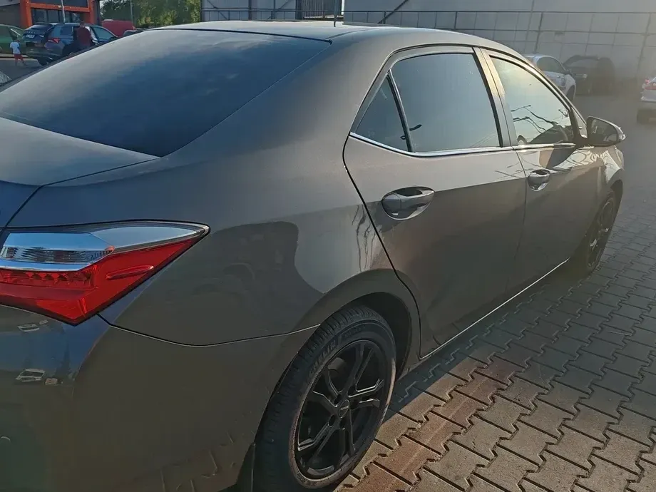Toyota Corolla XI — imagine 2
