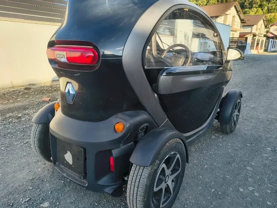 Renault Twizy 45 4 kW LIFE — imagine 4