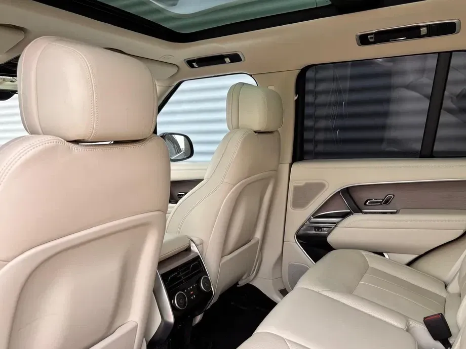 Land Rover Range Rover V 3.0 I6 D350 MHEV HSE — imagine 9