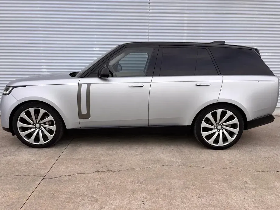 Land Rover Range Rover V 3.0 I6 D350 MHEV HSE — imagine 4