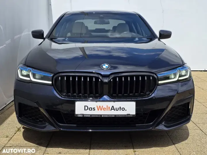 BMW Seria 5 530i xDrive AT MHEV
