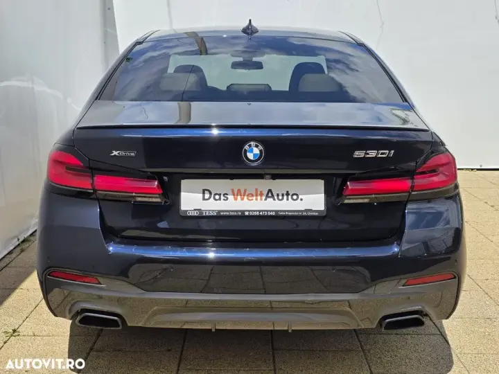 BMW Seria 5 530i xDrive AT MHEV