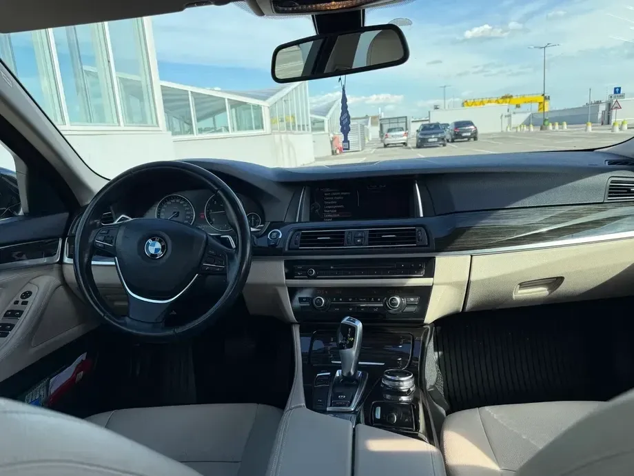 BMW Seria 5 F10/F11/F07 [2010 - 2017] 520d Aut. — imagine 3