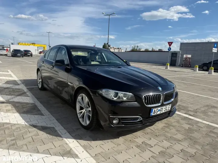 BMW Seria 5 F10/F11/F07 [2010 - 2017] 520d Aut.