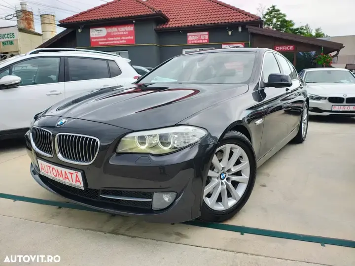 BMW Seria 5 F10/F11/F07 [2010 - 2017] 520d Aut. Luxury Line