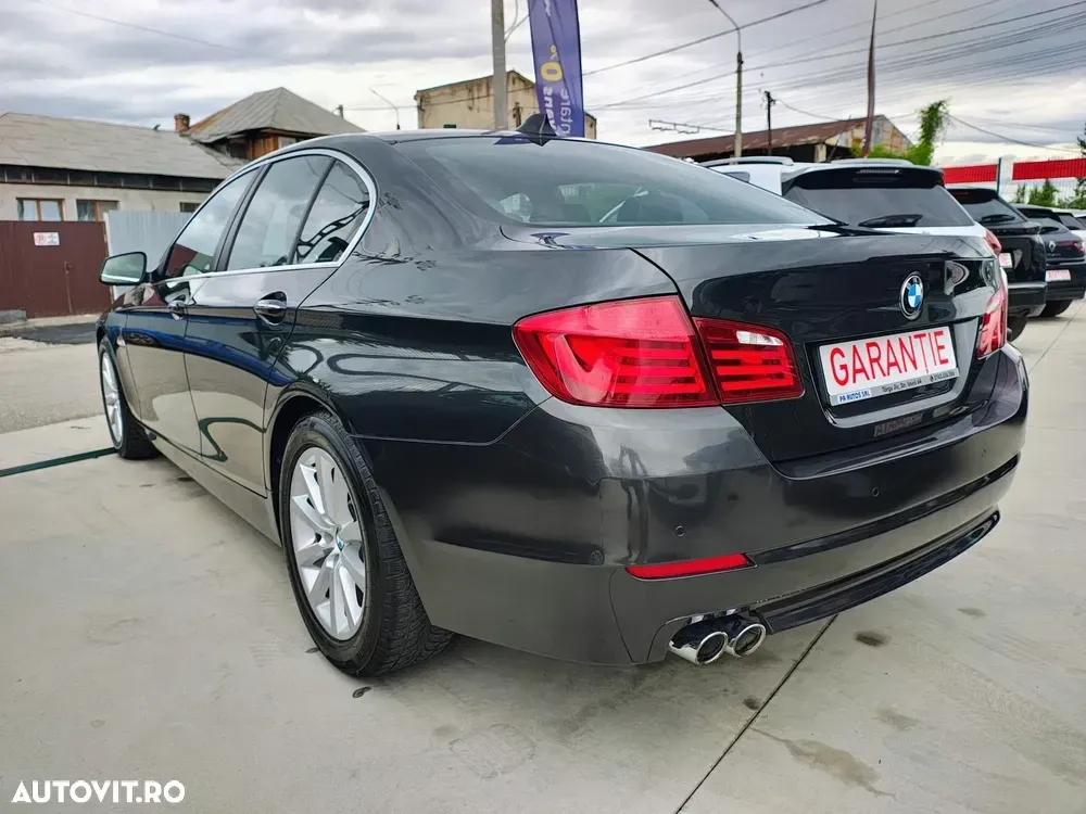 BMW Seria 5 F10/F11/F07 [2010 - 2017] 520d Aut. Luxury Line — imagine 3
