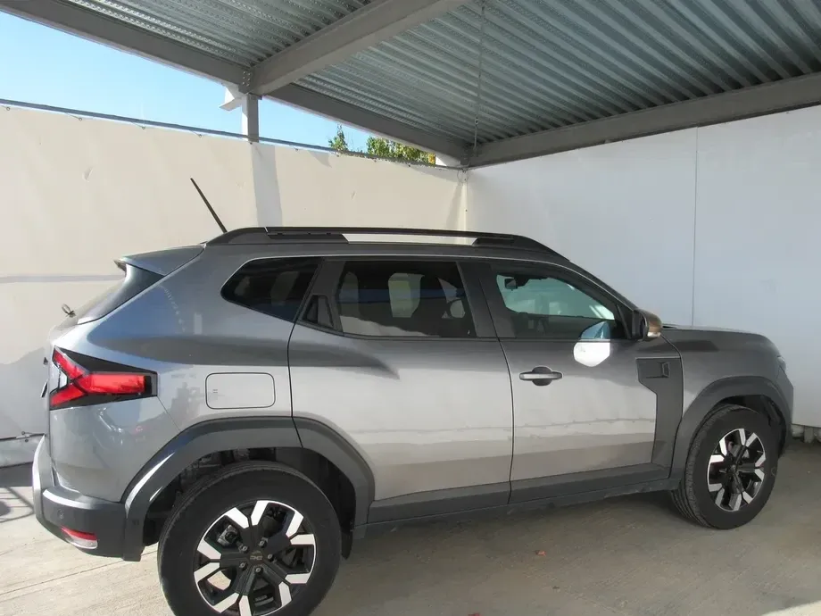 Dacia Duster III HEV 140 Extreme — imagine 4