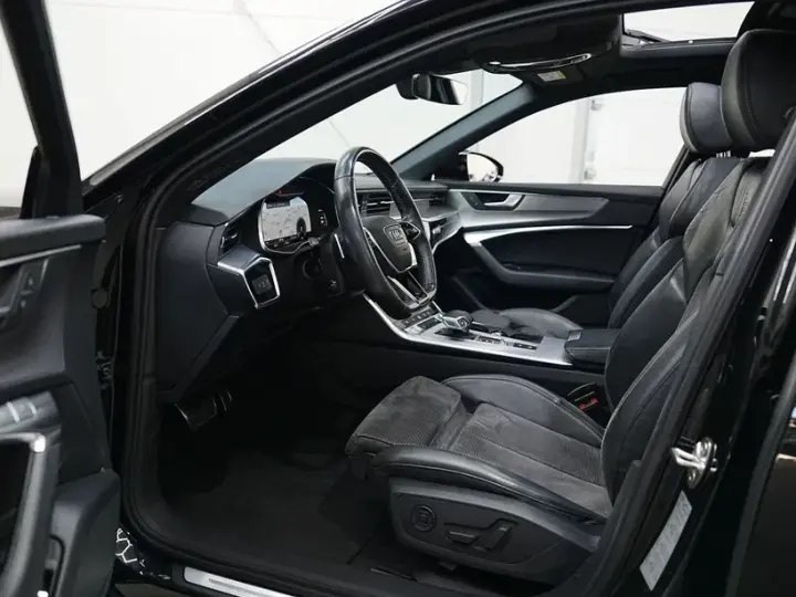 Audi A6 C8 55 TFSI e quattro S tronic S line