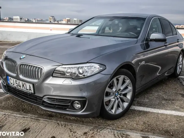 BMW Seria 5 F10/F11/F07 [2010 - 2017] 520d Aut. Luxury Line