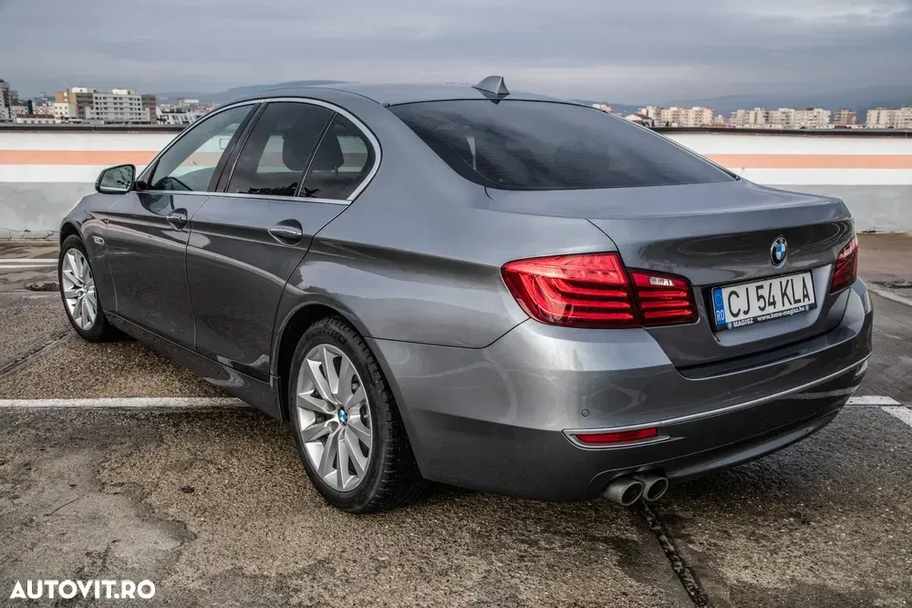 BMW Seria 5 F10/F11/F07 [2010 - 2017] 520d Aut. Luxury Line — imagine 3