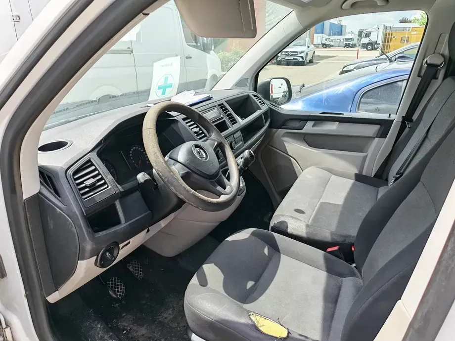 Volkswagen Transporter — imagine 7