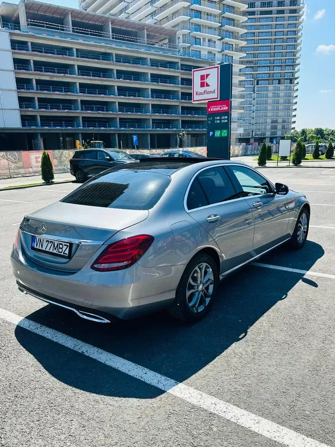 Mercedes-Benz C W205 200 4MATIC Aut. — imagine 4