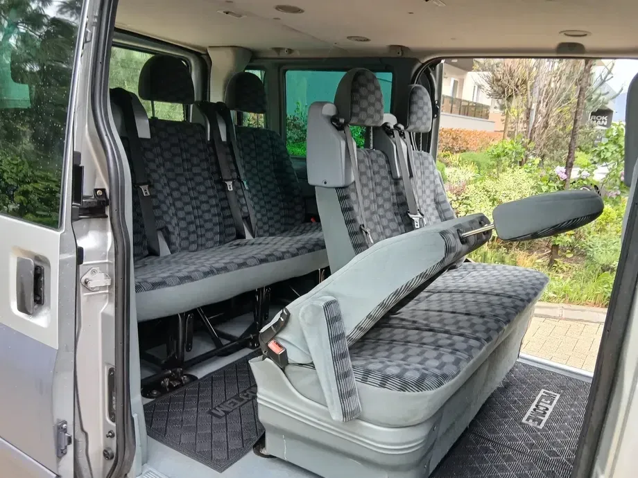 Ford Tourneo — imagine 8
