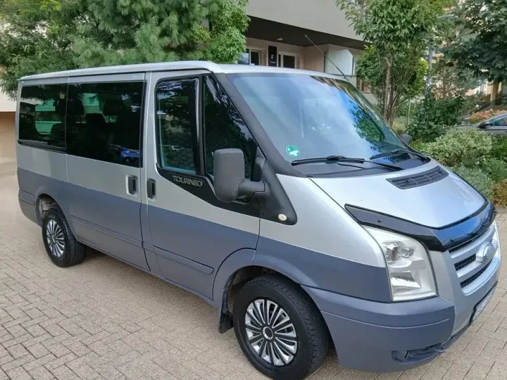 Ford Tourneo