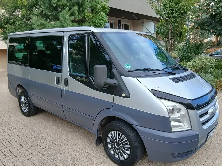 Ford Tourneo — imagine 4