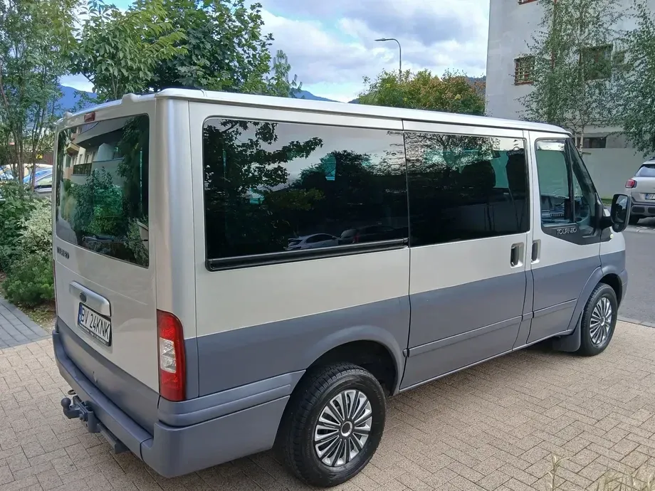 Ford Tourneo — imagine 3