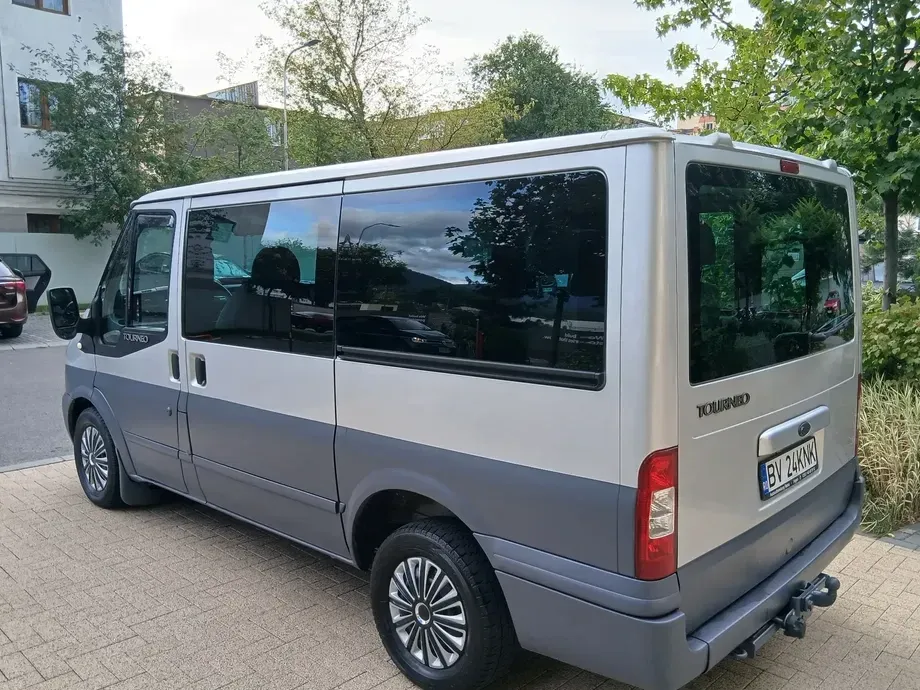 Ford Tourneo — imagine 2