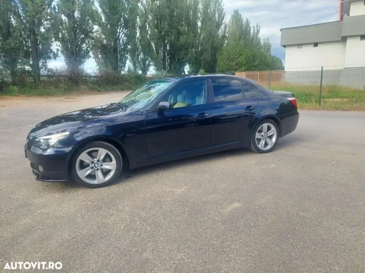 BMW Seria 5 E60/E61 [2003 - 2010] 530xd