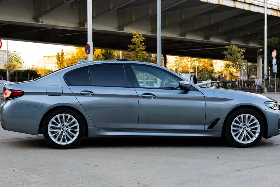 BMW Seria 5 G30/G31 545e xDrive AT PHEV — imagine 6