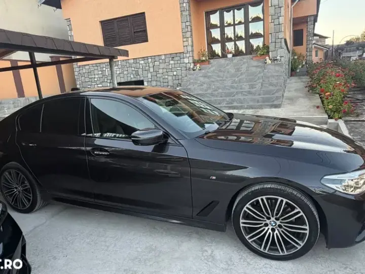 BMW Seria 5 G30/G31 [2017 - Prezent] 520d EfficientDynamics Edition AT