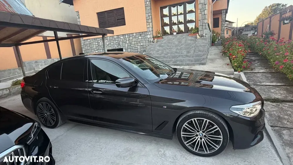 BMW Seria 5 G30/G31 [2017 - Prezent] 520d EfficientDynamics Edition AT — imagine 3
