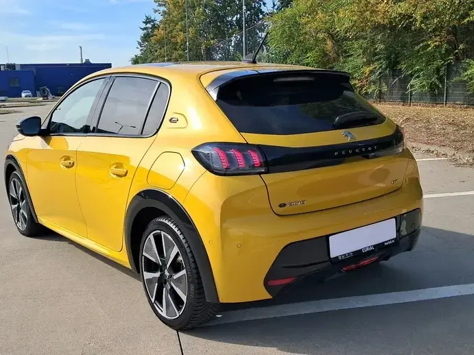 Peugeot 208 II