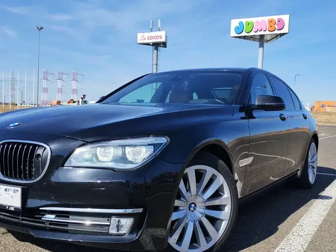 BMW Seria 7 F01/F02