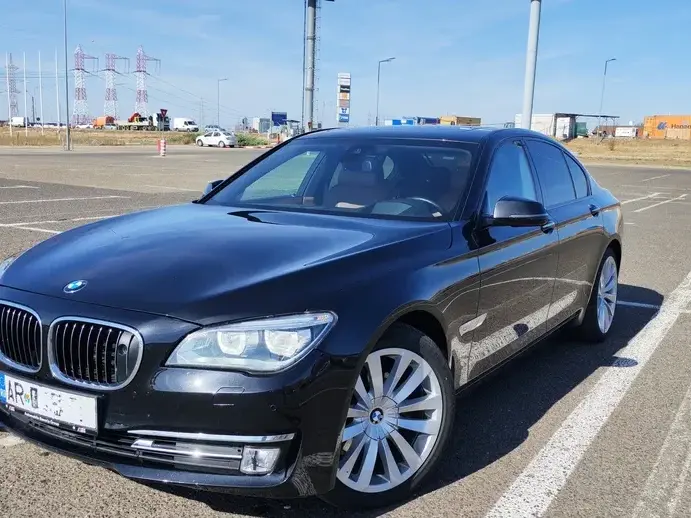 BMW Seria 7 F01/F02
