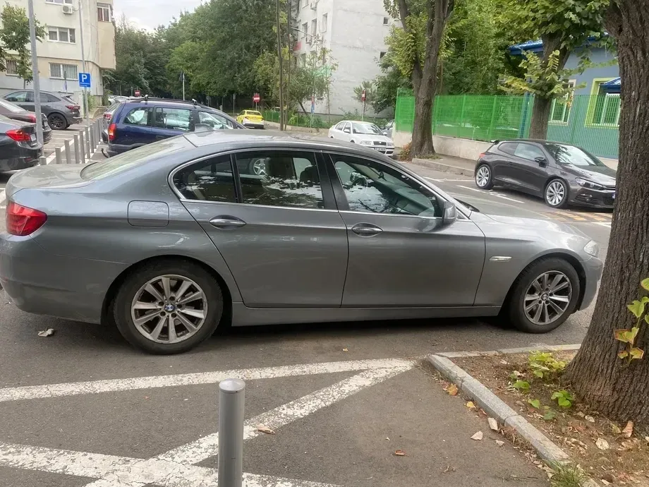 BMW Seria 5 F10/F11/F07 [2010 - 2017] 525d xDrive — imagine 4