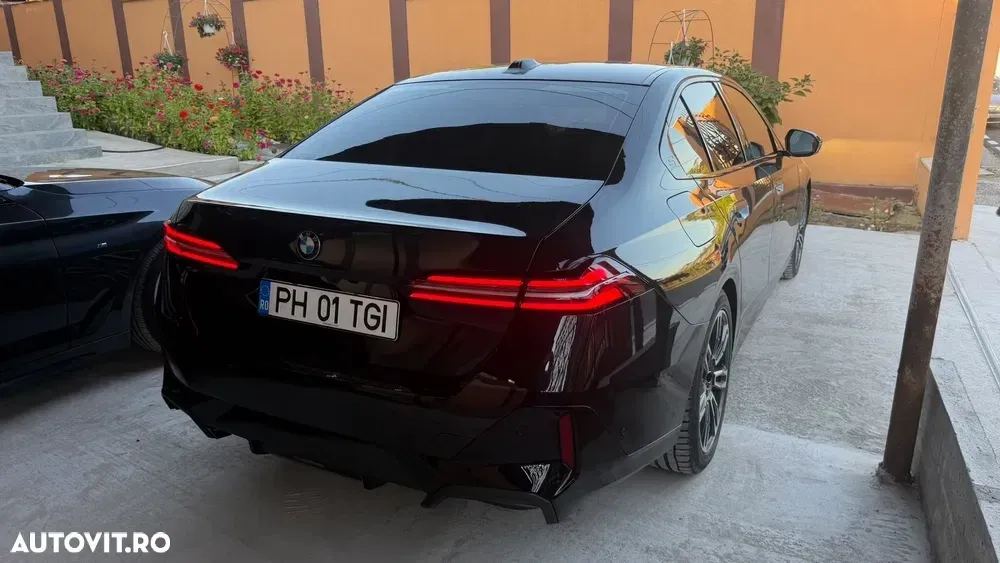 BMW Seria 5 520d AT MHEV — imagine 3
