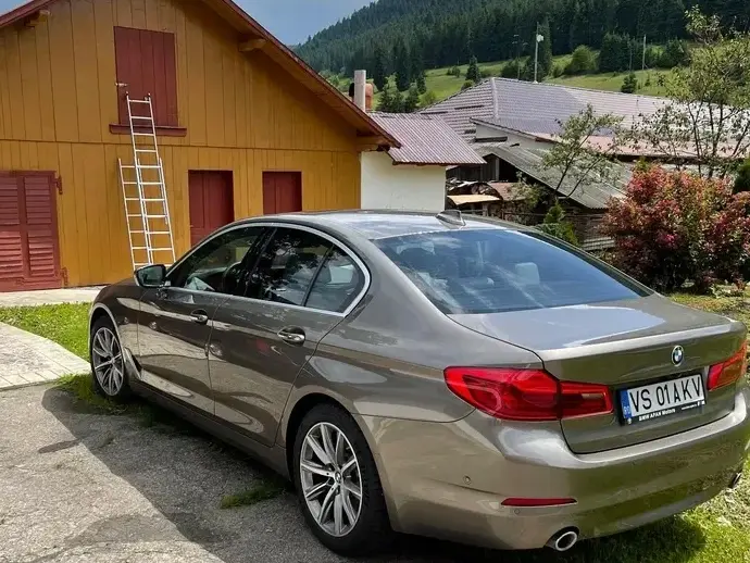 BMW Seria 5 G30/G31 [2017 - Prezent] 520d xDrive Aut. Luxury Line