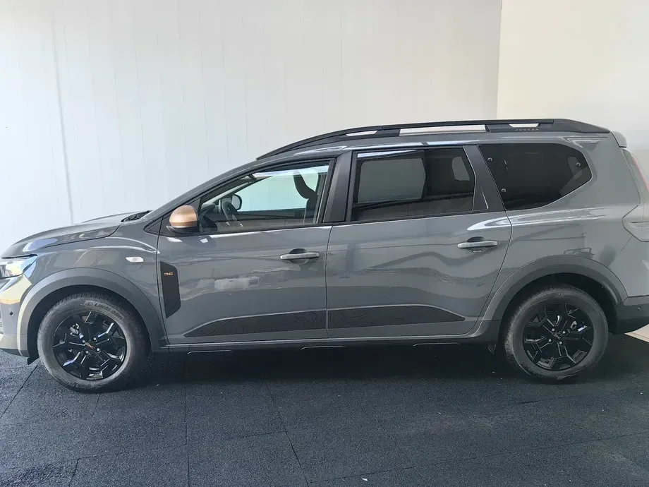 Dacia Jogger 7 locuri ECO-G 120 Extreme — imagine 3