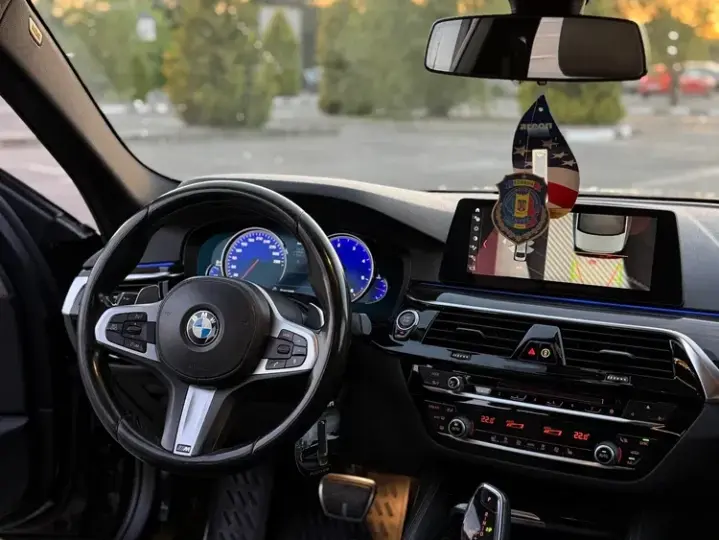 BMW Seria 5 G30/G31 [2017 - Prezent] 520d Aut. M Sport Edition