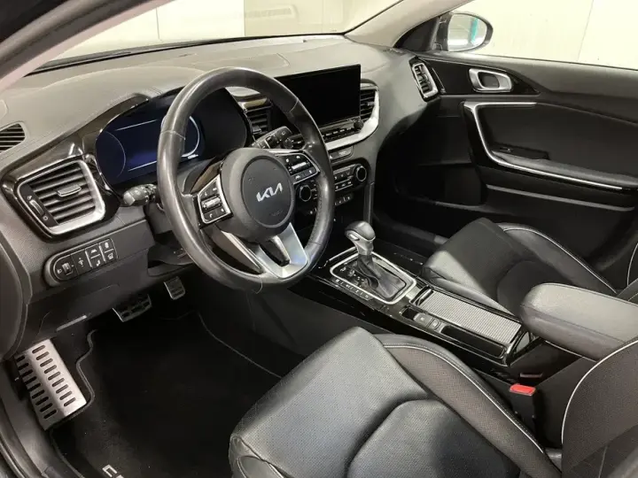 Kia Cee`d III 1.6 CRDi DCT7 Platinum
