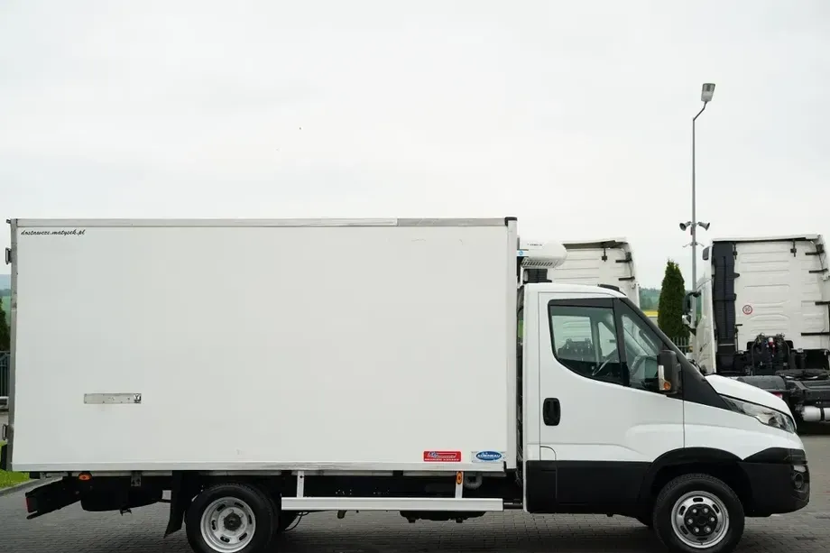Iveco DAILY 35-150 / FRIGIDER / THERMO KING / MANUAL / TWIN / 3 LOCURI / — imagine 9