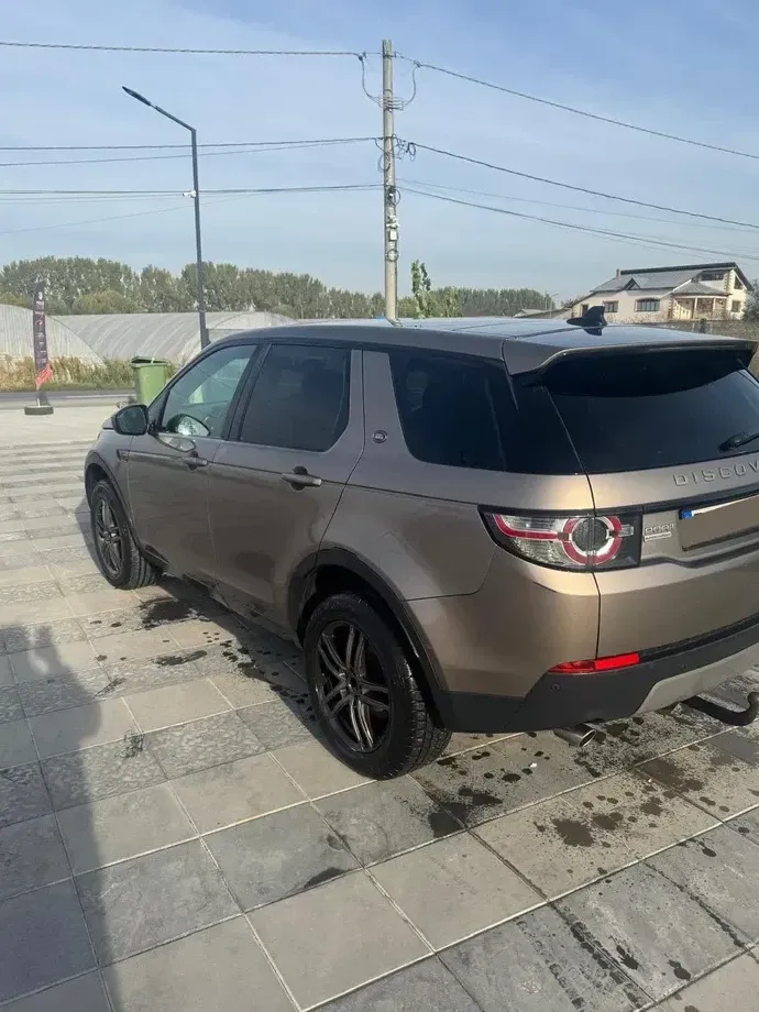 Land Rover Discovery Sport — imagine 8