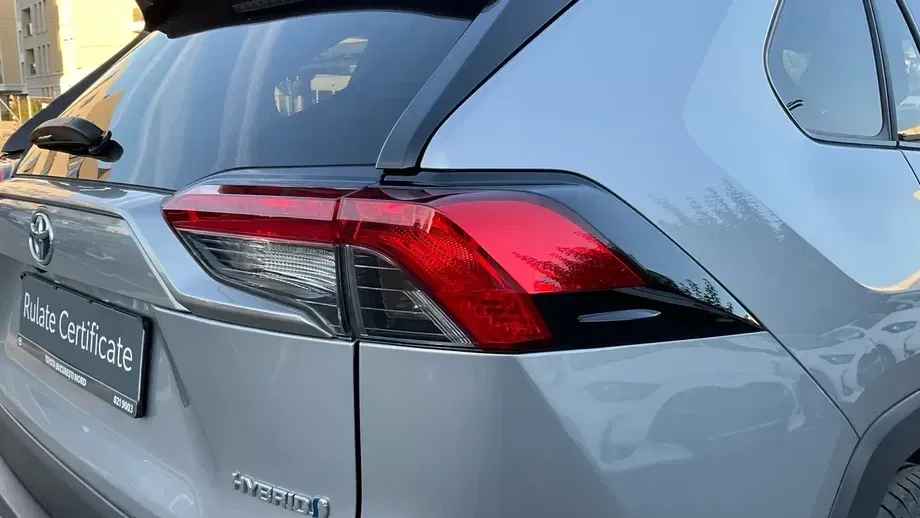 Toyota RAV4 2.5 VVT-iE 4x4 Dynamic — imagine 9