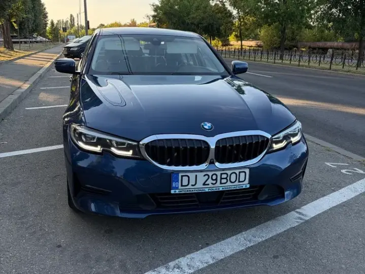 BMW Seria 3 G20/G21 [2018 - Prezent] 320d Aut. Luxury Line